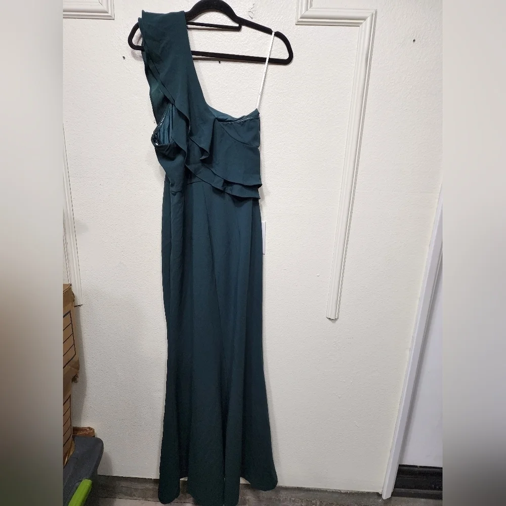 Lulus Grand Beauty Emerald Ruffled One-Shoulder Mermaid Maxi Dress M Wedding